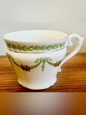 Vtg Set of 5 Porcelain Tea Cups Green Laurel Garland Pink Rose Gold Trim Japan